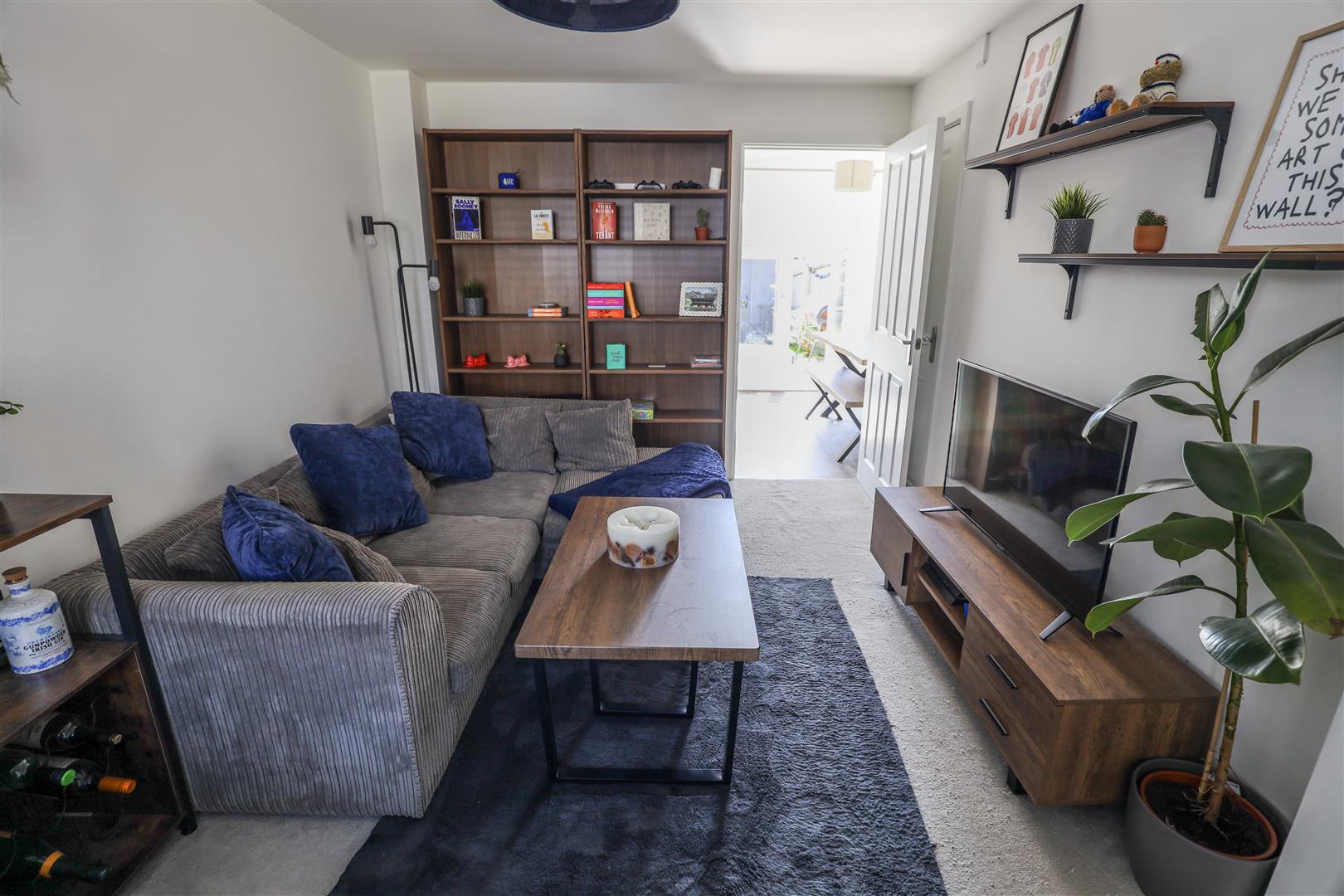 88 Plasnewydd Walk, Llantwit Major, Vale Of Glamorgan, CF61 2YZ